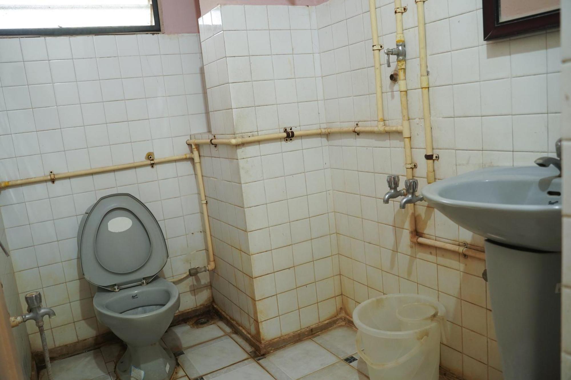 Sowmya Lodge Tiruchirappalli Extérieur photo