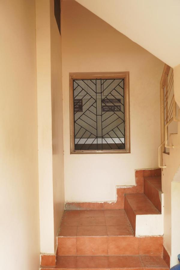 Sowmya Lodge Tiruchirappalli Extérieur photo