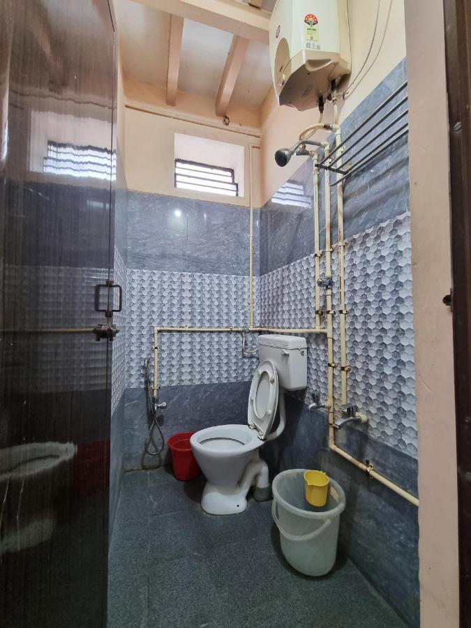Sowmya Lodge Tiruchirappalli Extérieur photo